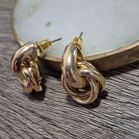 3/$16🎁 Dual Wrap Circular Hoop Earrings Gold Alloy Small Gifts for Her - Picture 4 of 7